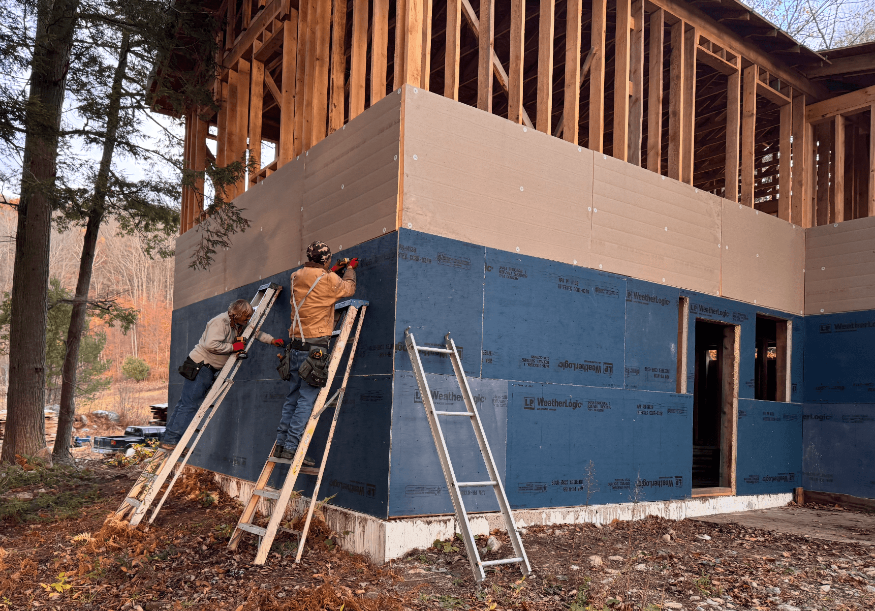 5/8" OSB 4x8' Sheets — image 1